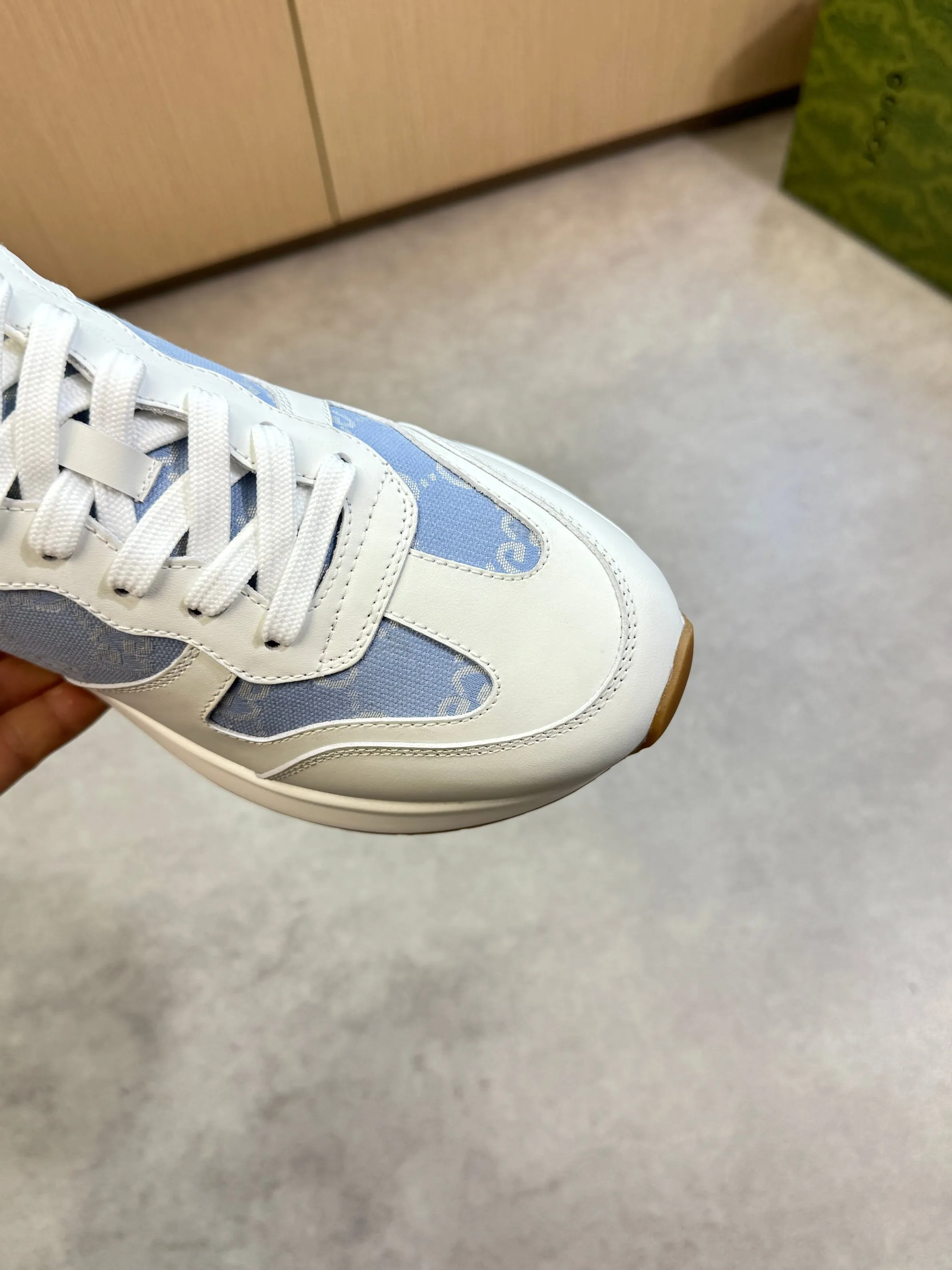 Men's shoes 💰800 [Gucci] Gucci - High-end quality original single casual sports shoes - Upper: 🔝 Nappa calfskin, brand totem cloth, tongue cloth label, heel silk screen brand LOGO - Lining: water-dyed cowhide - Outsole: ultra-light T men's shoes 💰U·Rubber; two-color molded outsole -Super high quality control·Fine workmanship: highlighted (high-end·luxury·grade) -Size :38-44 (45, can be customized)·GC0372
